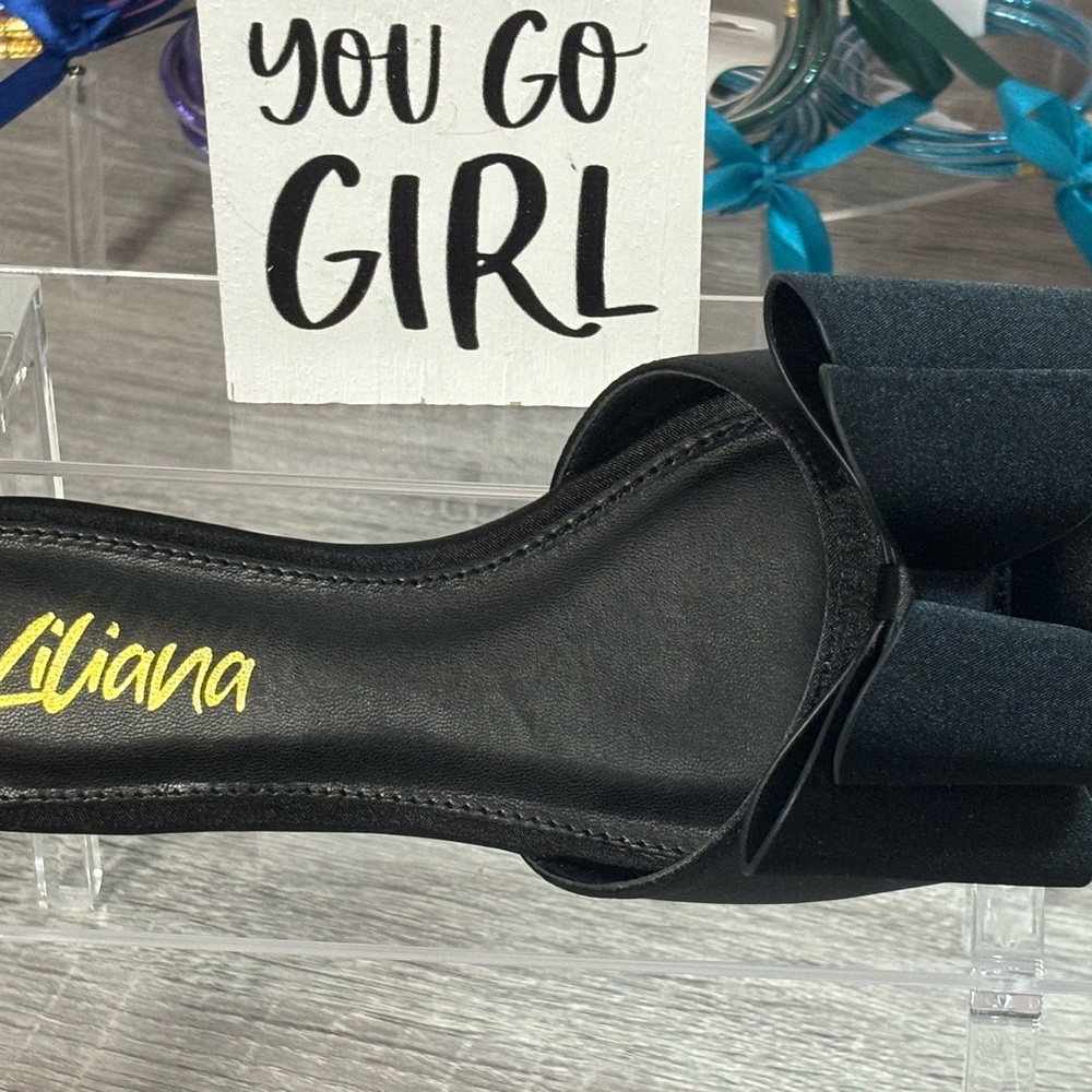 New black Liliana’s slides for women. Brand new multiple sizes - Picture 2 of 2